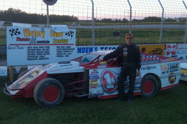 Feature Win at Thunder Mountain Speedway
